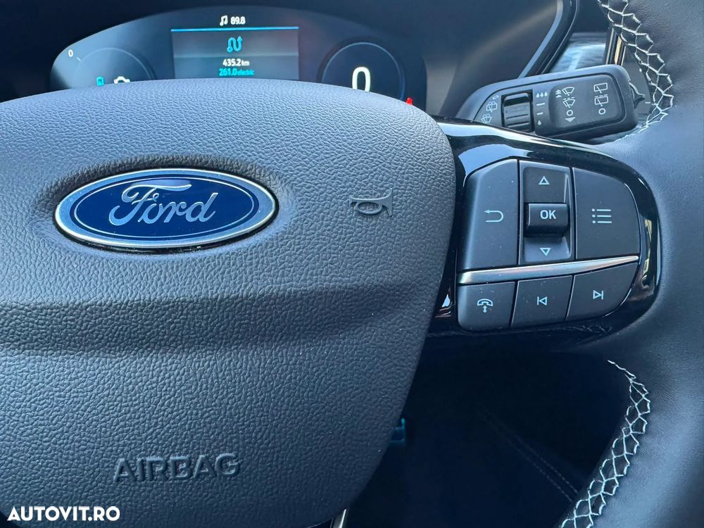 Ford Kuga - 18