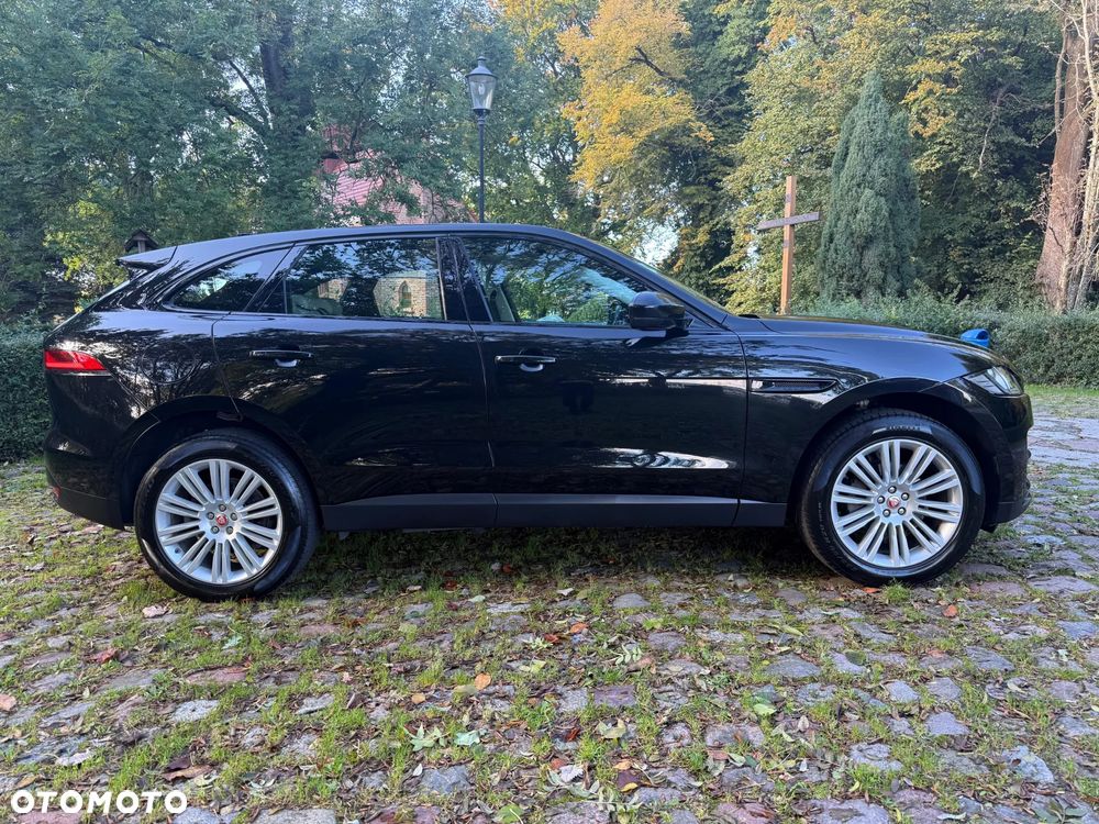 Jaguar F-Pace 2.0 i4D AWD Prestige - 9