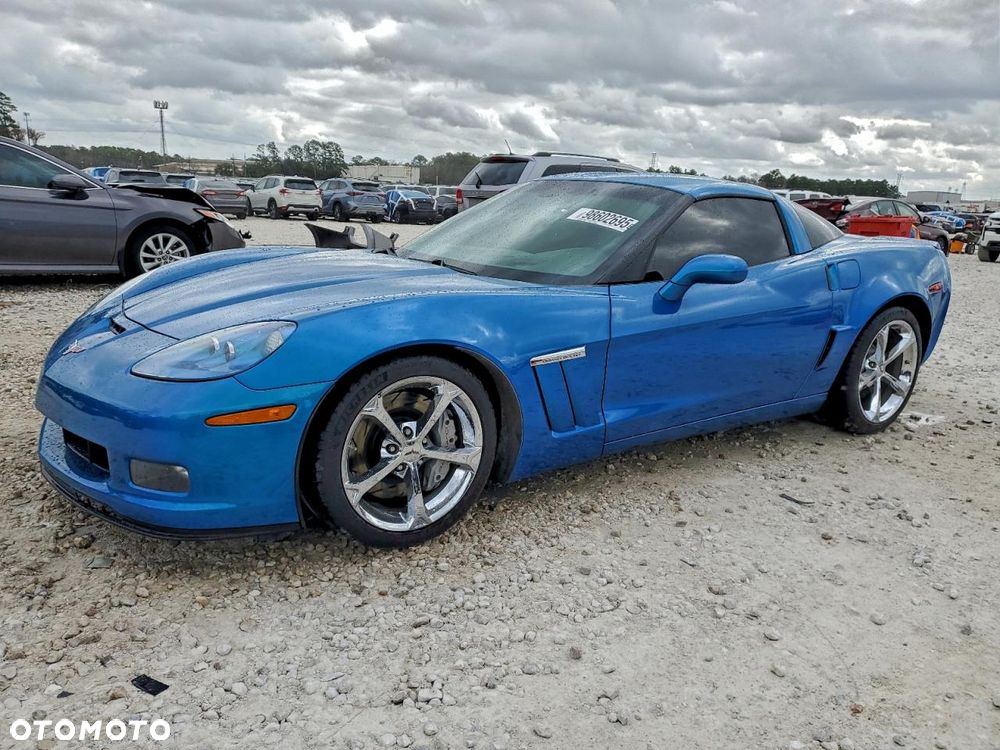 Chevrolet Corvette - 2