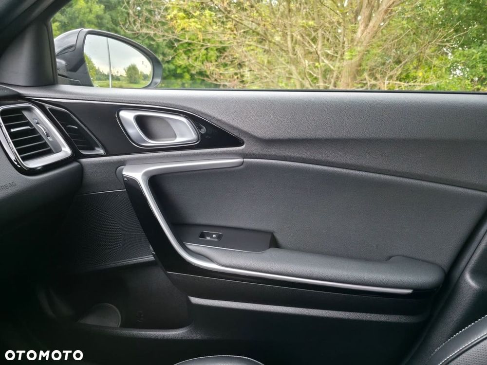 Kia XCeed 1.5 T-GDI GT-Line - 10