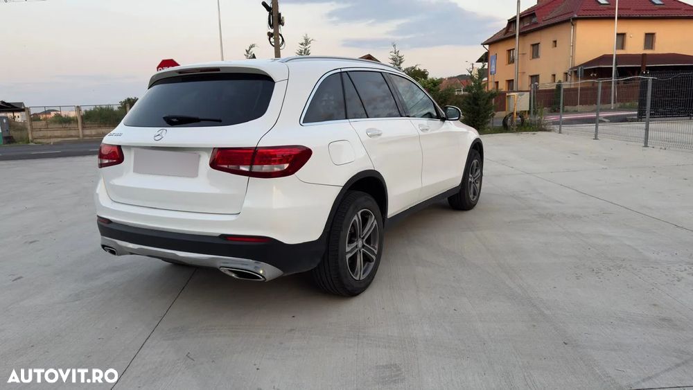 Mercedes-Benz GLC - 3