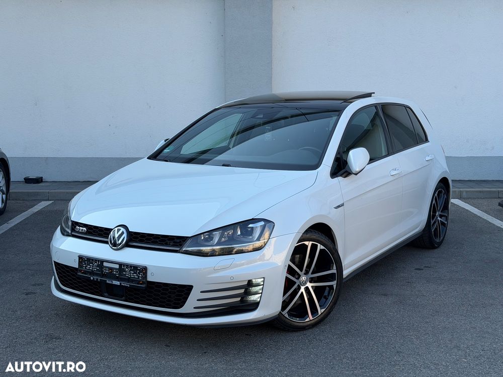 Volkswagen Golf 2.0 TDI DSG GTD - 2