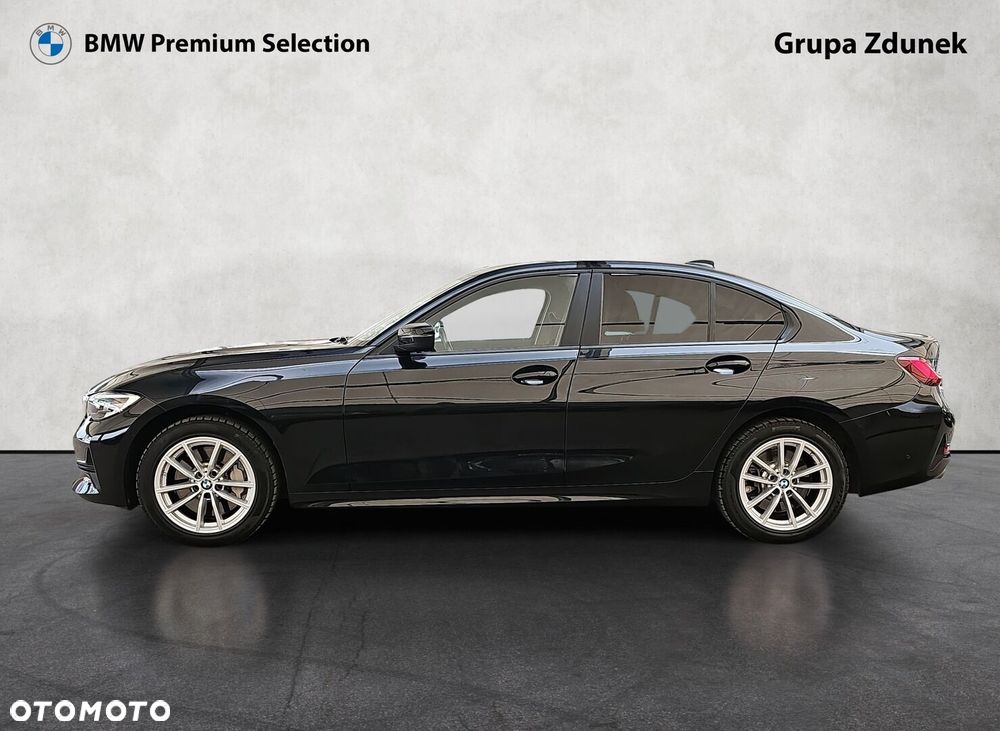 BMW Seria 3 330i xDrive Advantage - 9