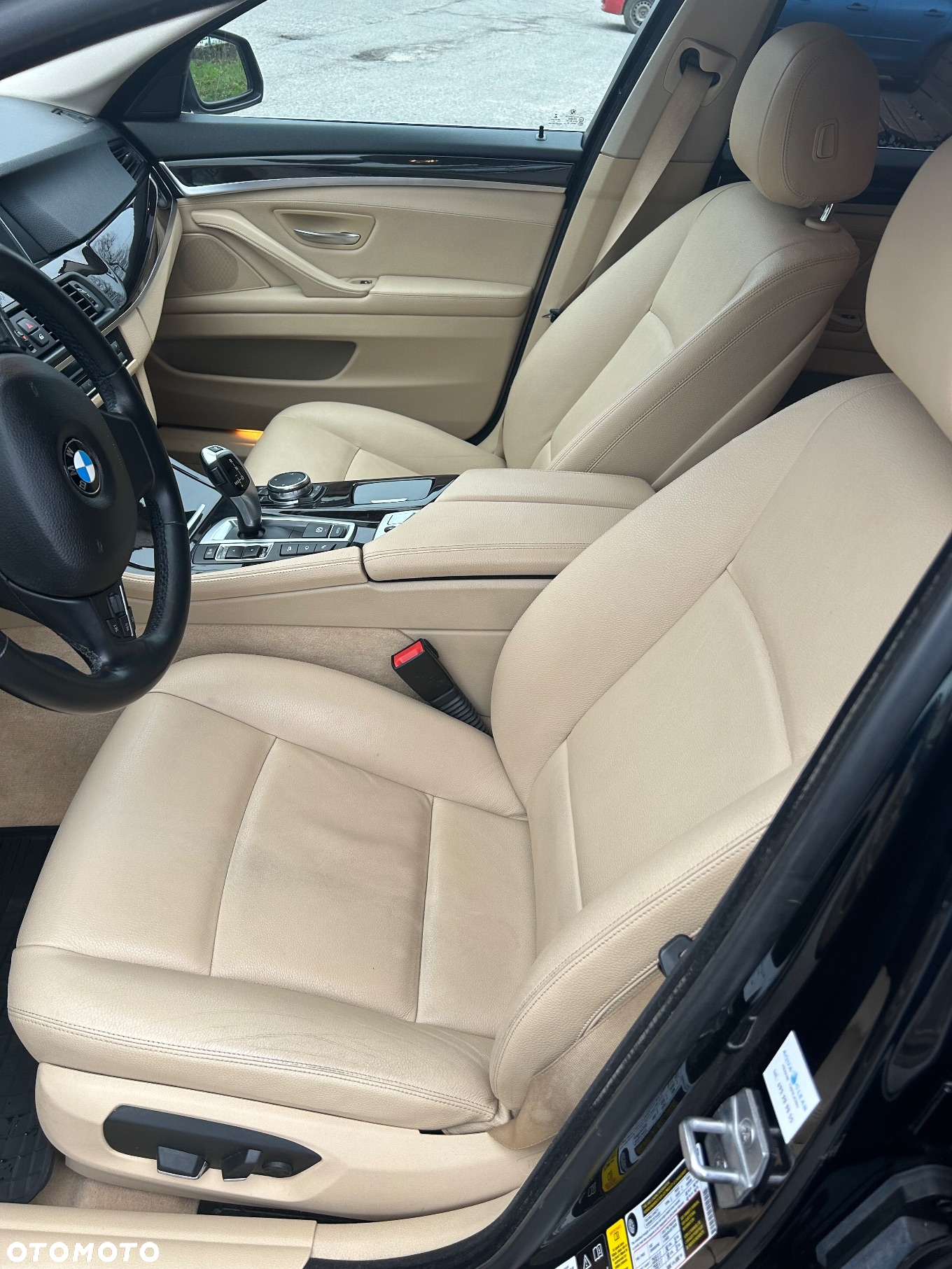 BMW Seria 5 528i xDrive - 19