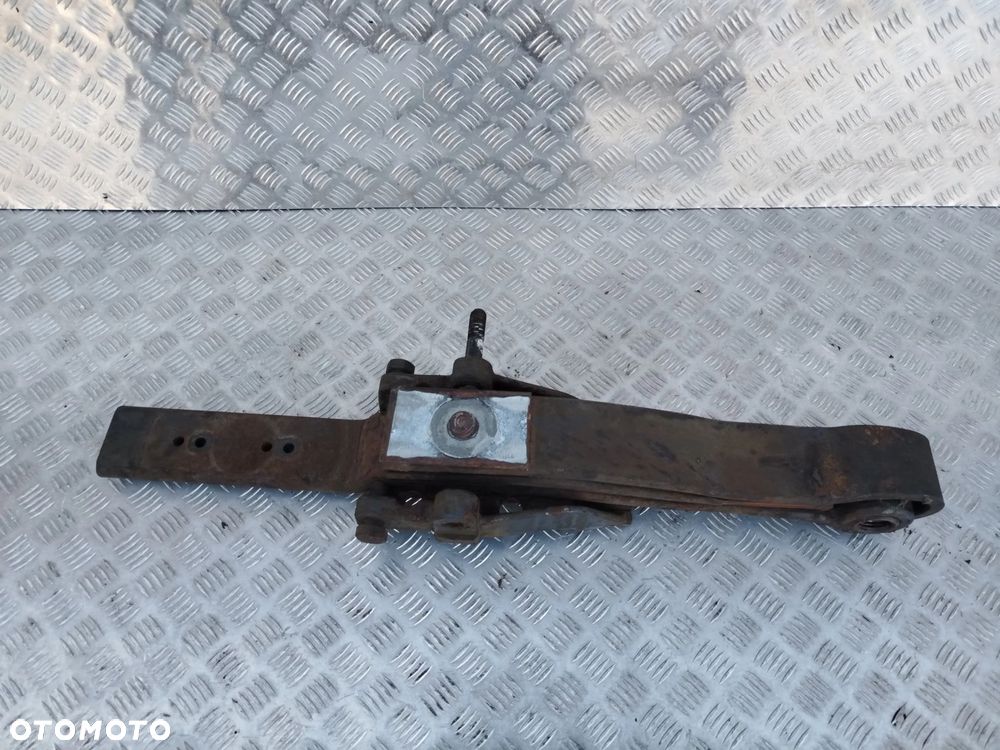 RESOR PÓŁRESOR OSI PODWIESZANEJ SCANIA - 4