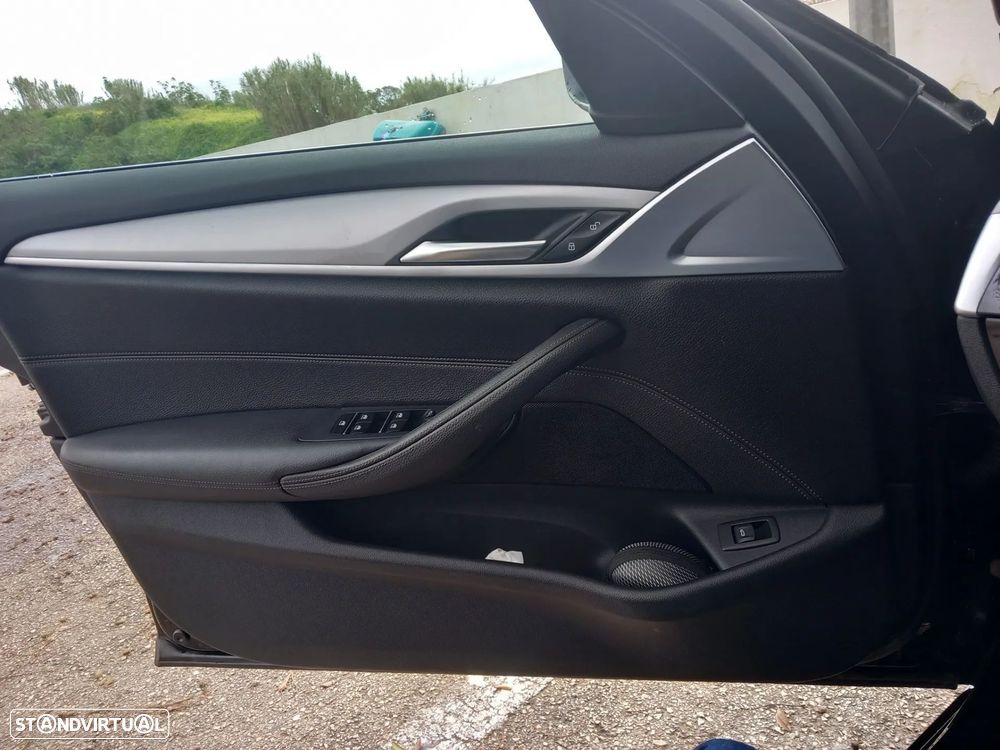 BMW 520 d Line Luxury Auto - 30