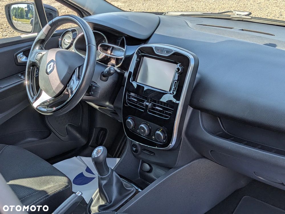 Renault Clio 1.2 16V Limited - 8