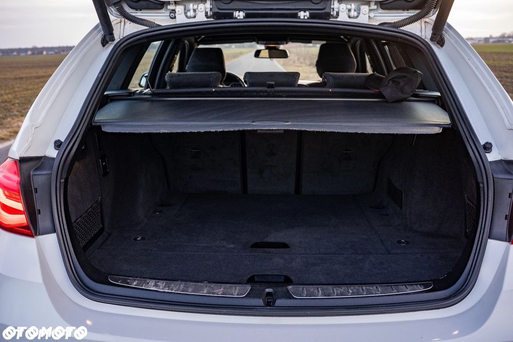BMW Seria 3 320d M Sport - 15