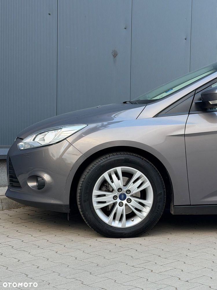 Ford Focus 1.6 Titanium - 9