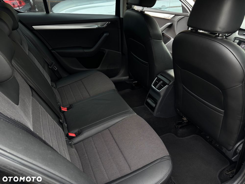 Skoda Octavia 2.0 TDI DSG Drive - 20