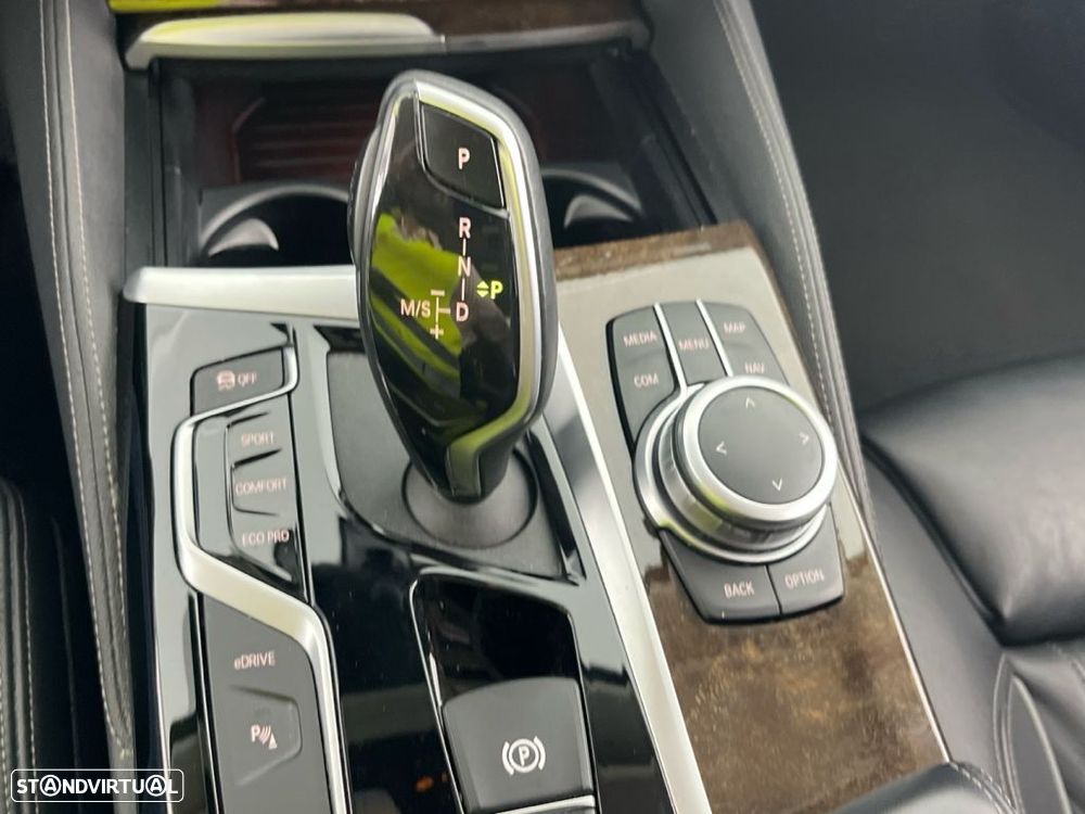 BMW 530 e iPerformance - 15