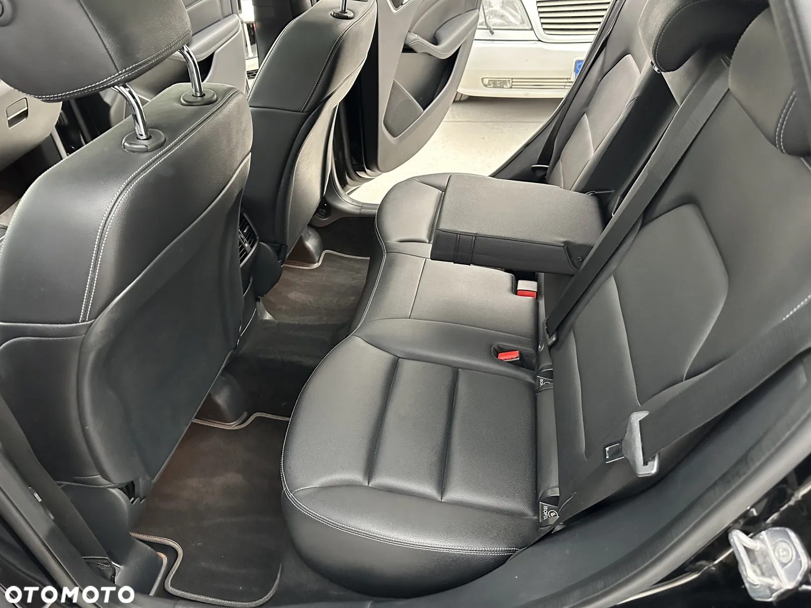 Mercedes-Benz Klasa B 250 4-Matic - 8
