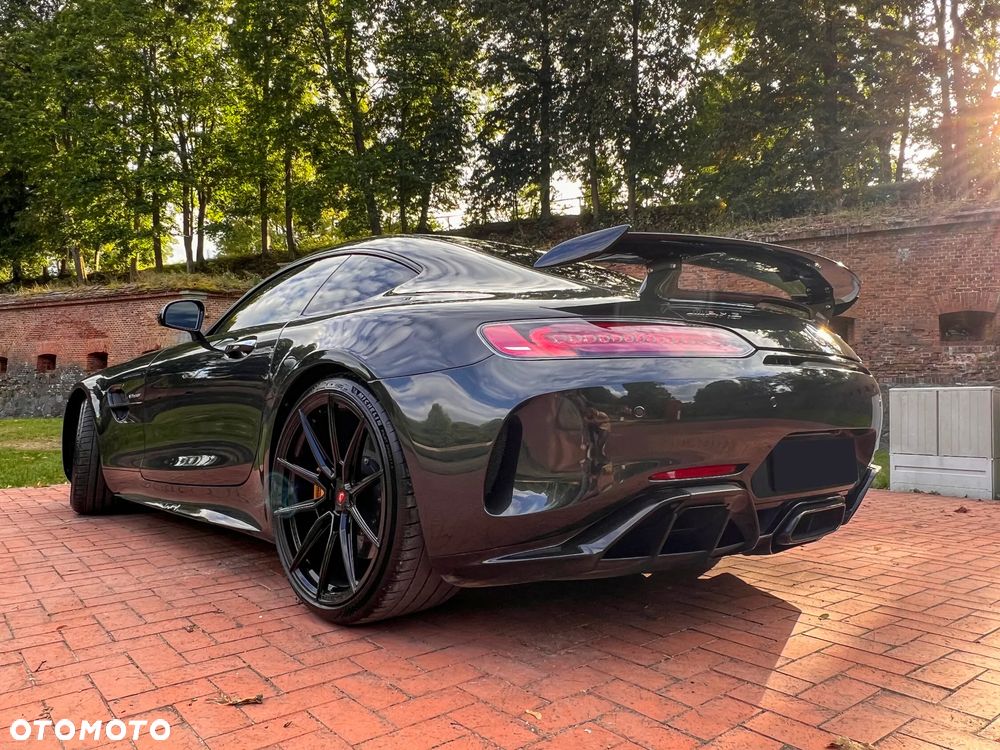 Mercedes-Benz AMG GT R - 17