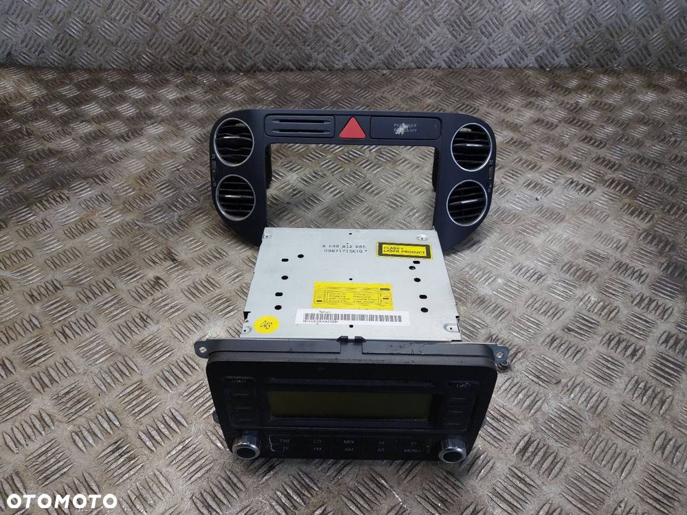 RADIO ODTWARZACZ + RAMKA VOLKSWAGEN GOLF PLUS 5M0858071J - 1