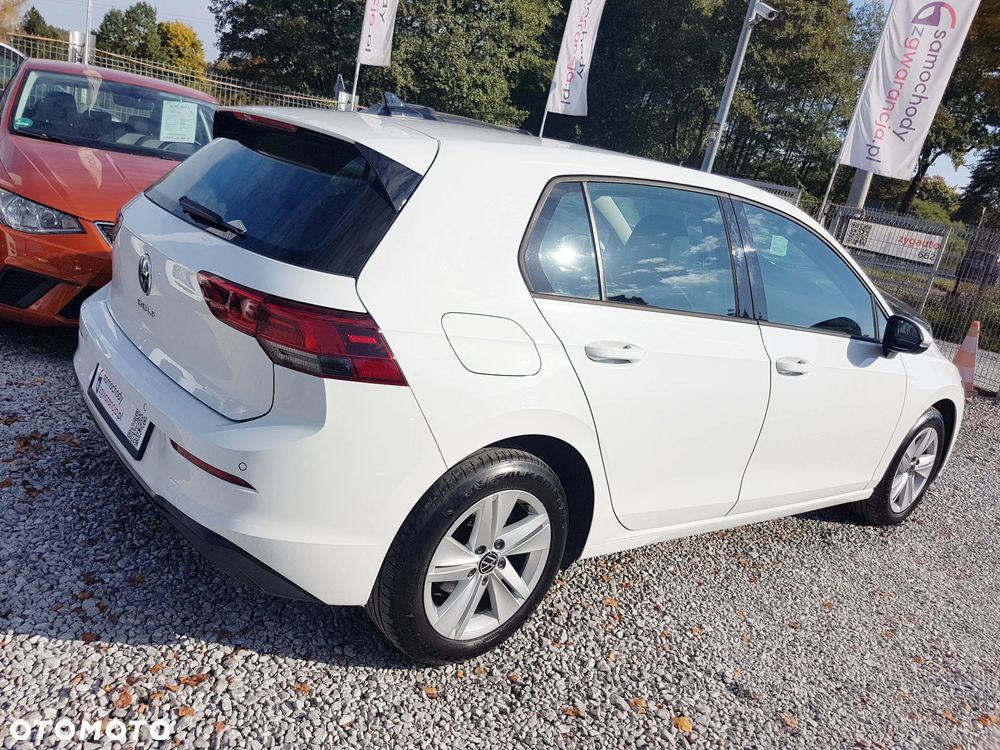 Volkswagen Golf 2.0 TDI Life - 24