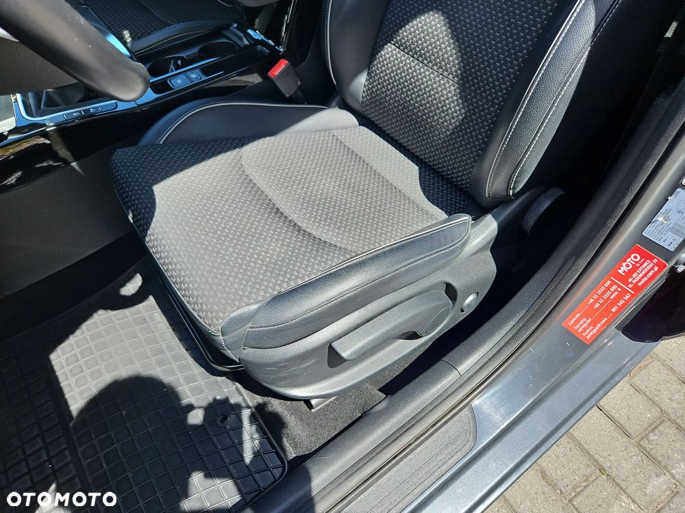 Kia Ceed 1.4 T-GDI L Business Line - 12