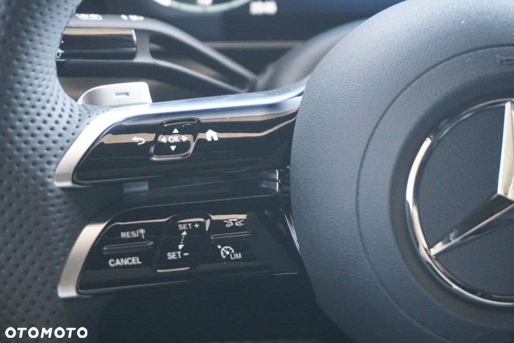 Mercedes-Benz GLC 300 mHEV 4-Matic AMG Line - 9