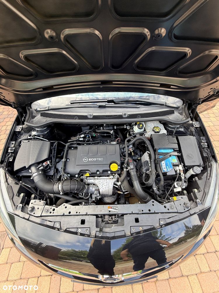 Opel Astra 1.4 Turbo Innovation - 34