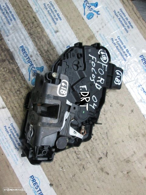 Fecho 3M5AWR21812MR FORD FOCUS 2004 FE ELETRICO - 3