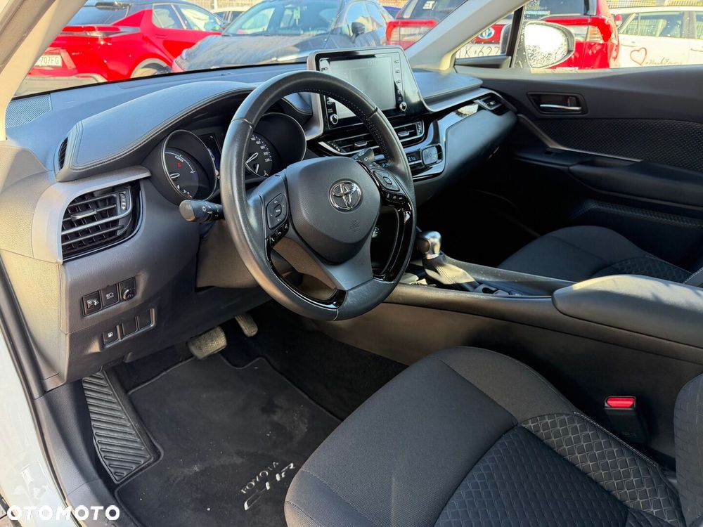 Toyota C-HR 2023