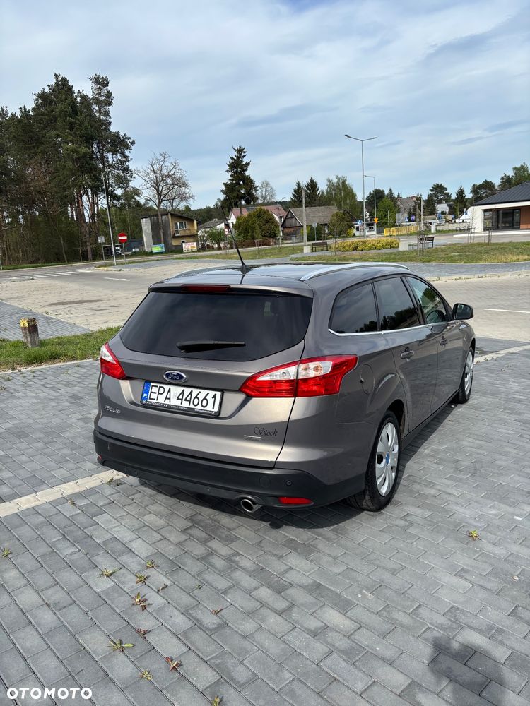 Ford Focus 1.6 EcoBoost Titanium - 4