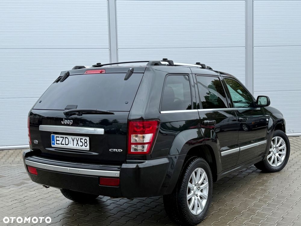 Jeep Grand Cherokee - 35