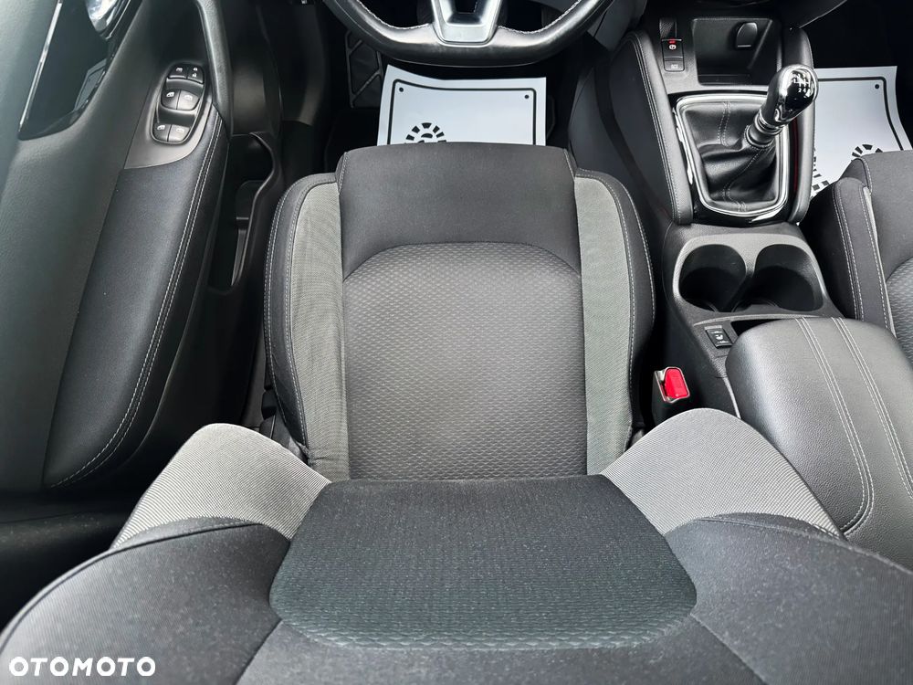 Nissan Qashqai 1.3 DIG-T N-Tec - 25