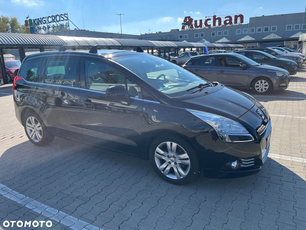 Peugeot 5008 2011 photo 3