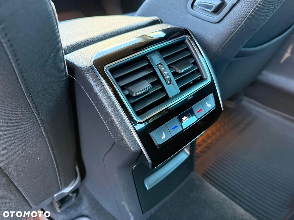 Skoda Superb 2.0 TSI Style DSG - 33