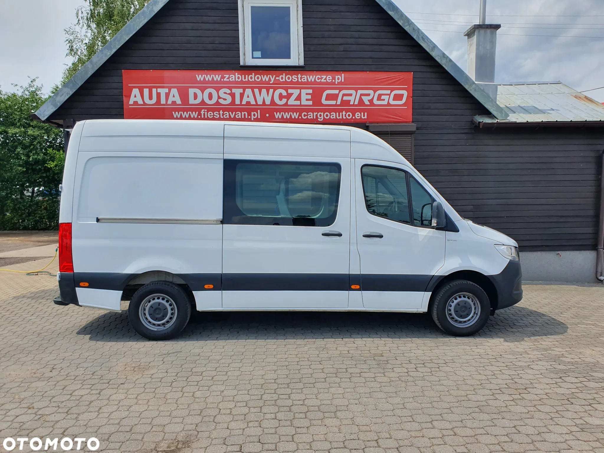 Mercedes-Benz SPRINTER - 11