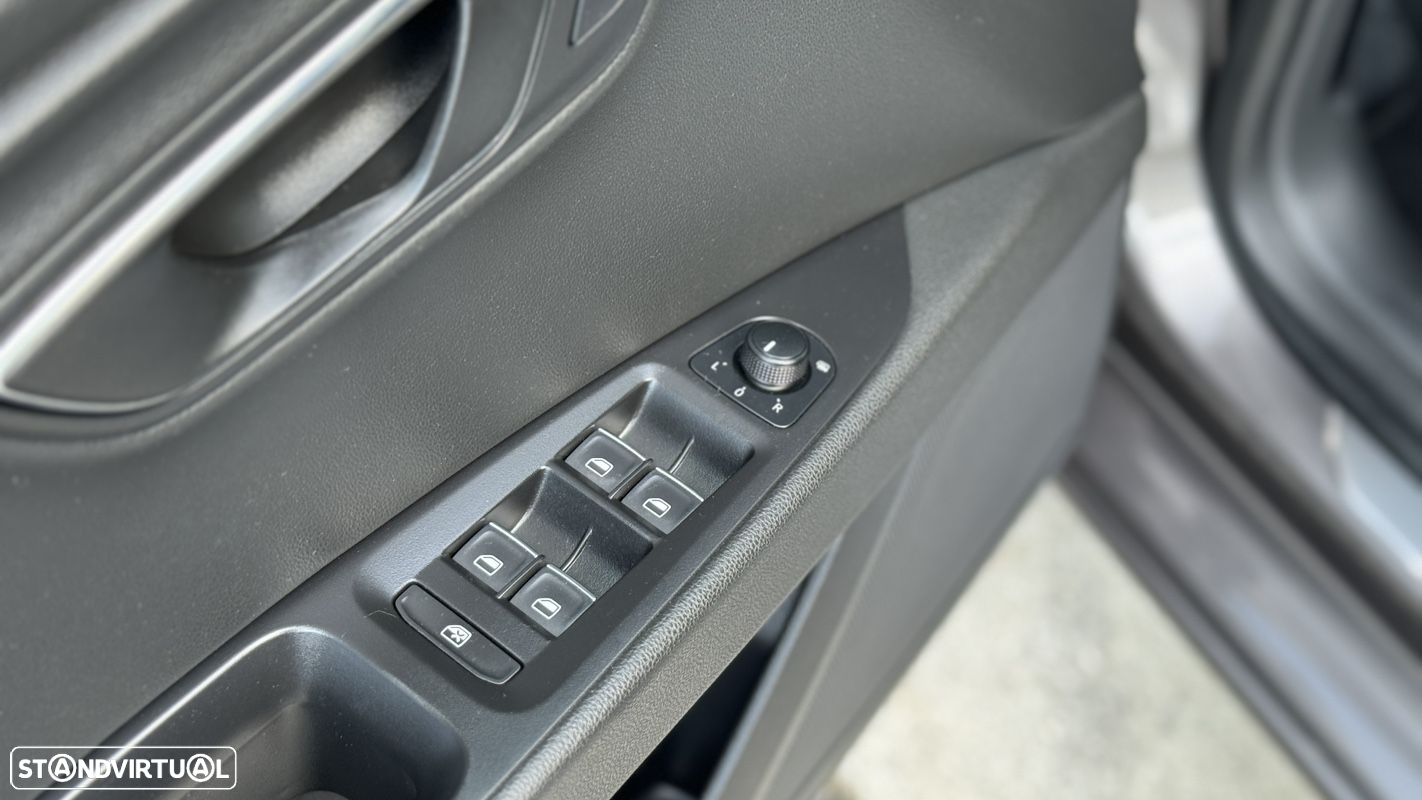 SEAT Leon ST 2.0 TDI FR S/S - 29
