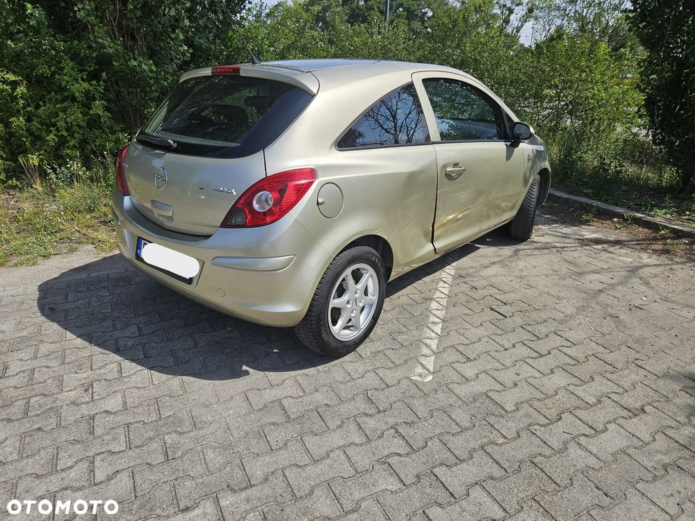 Opel Corsa 1.2 16V Limited Edition - 8