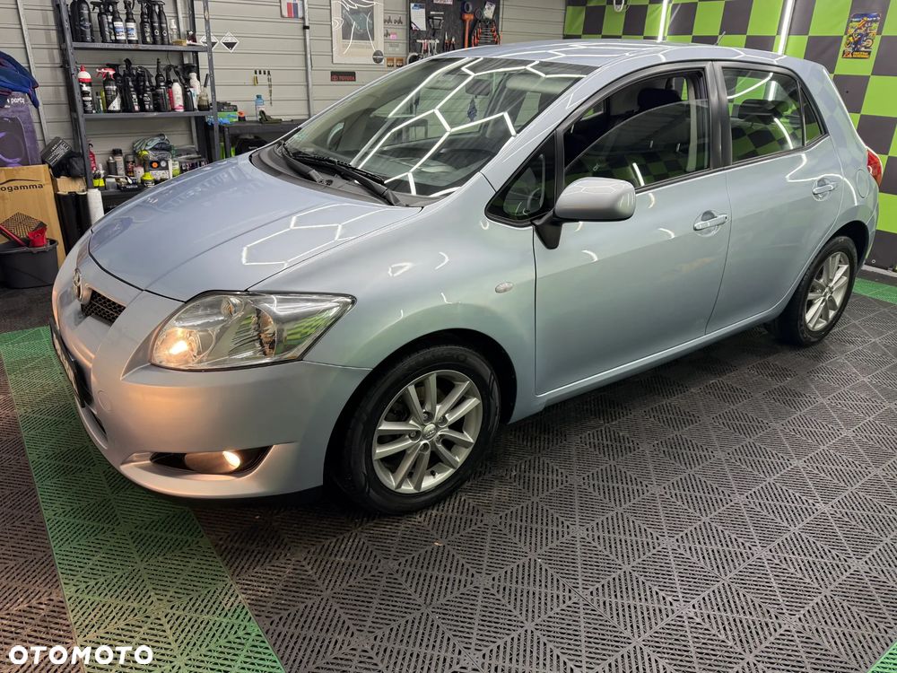 Toyota Auris 1.6 VVT-i Executive - 6