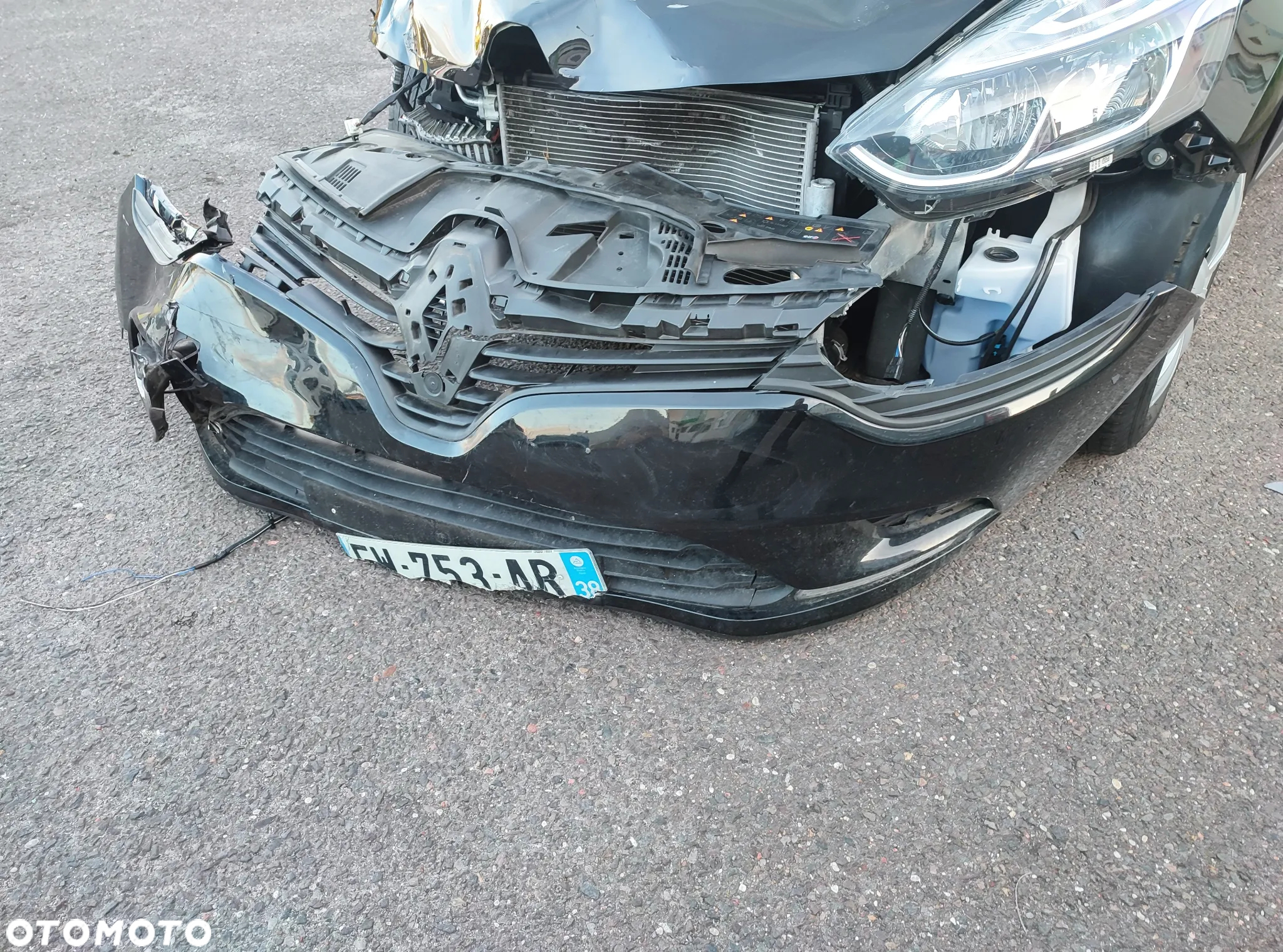 Renault Clio 0.9 Energy TCe Life - 13