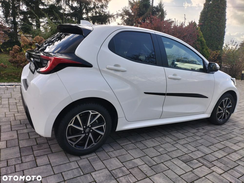 Toyota Yaris Hybrid 1.5 Executive - 14