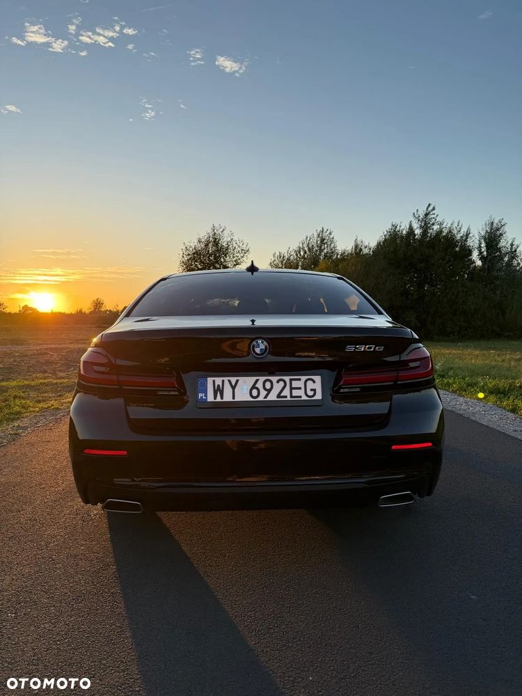 BMW Seria 5 530e - 4
