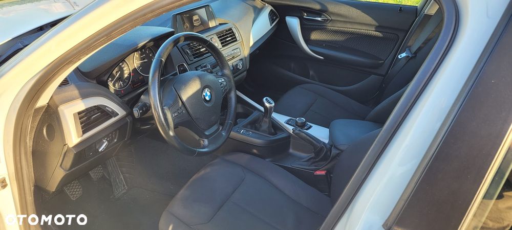 BMW Seria 1 114i - 5
