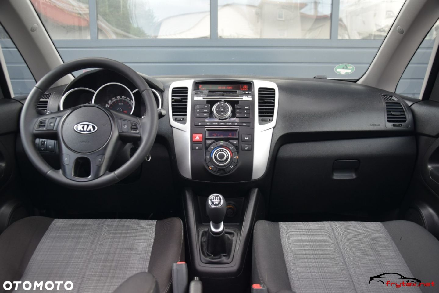 Kia Venga - 31