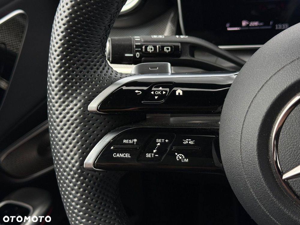 Mercedes-Benz GLC - 20