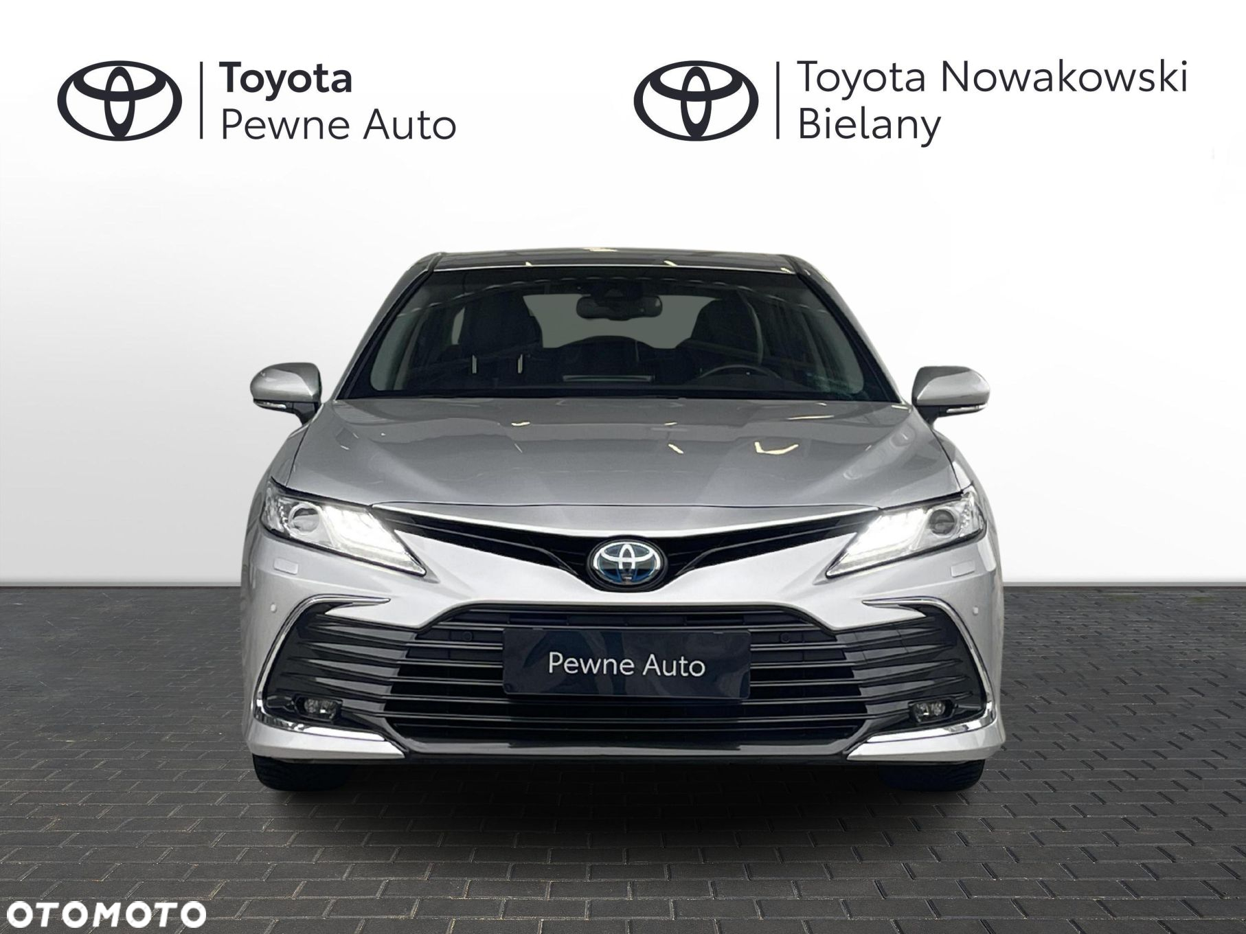 Toyota Camry - 8
