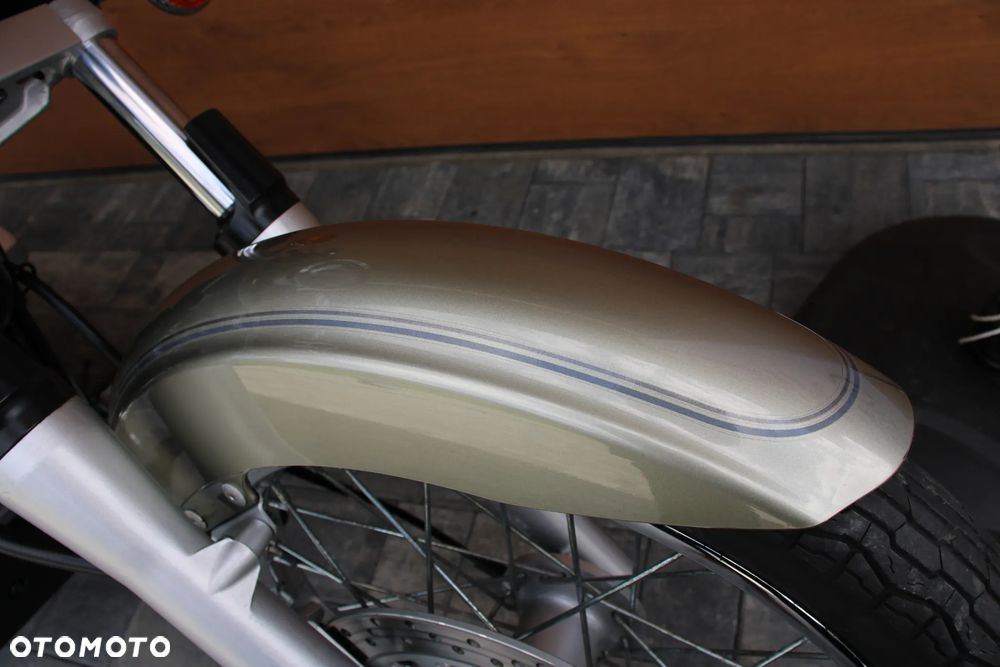 Yamaha XVS - 23