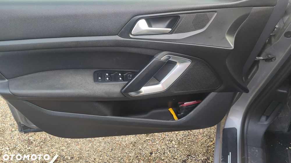 Peugeot 308 1.6 BlueHDi Active S&S - 15
