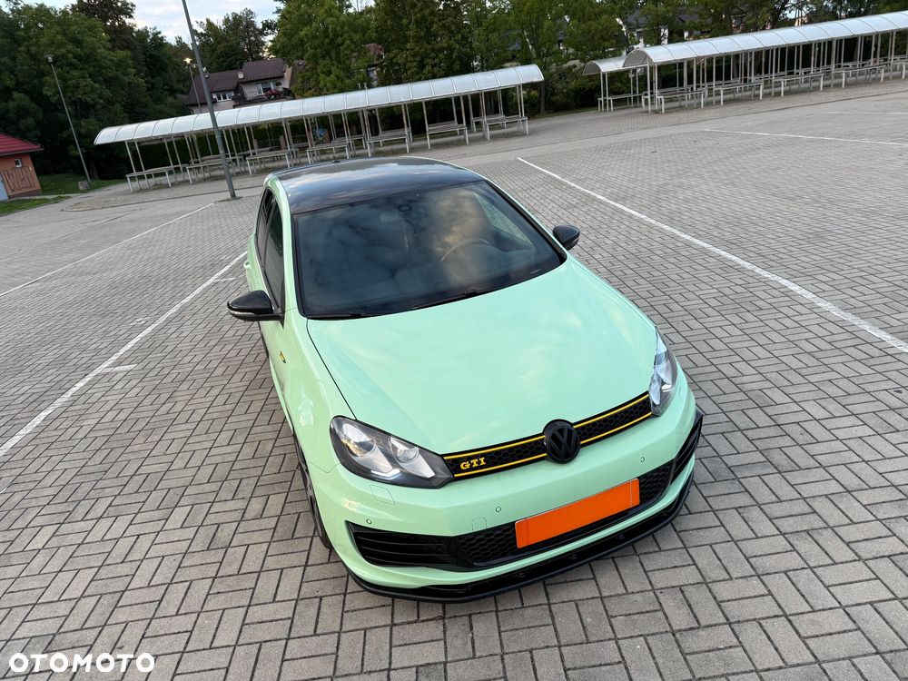 Volkswagen Golf 2.0 GTI - 11