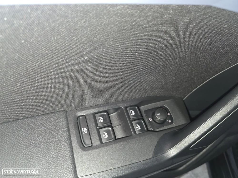 SEAT Ibiza 1.0 TSI FR DSG - 11