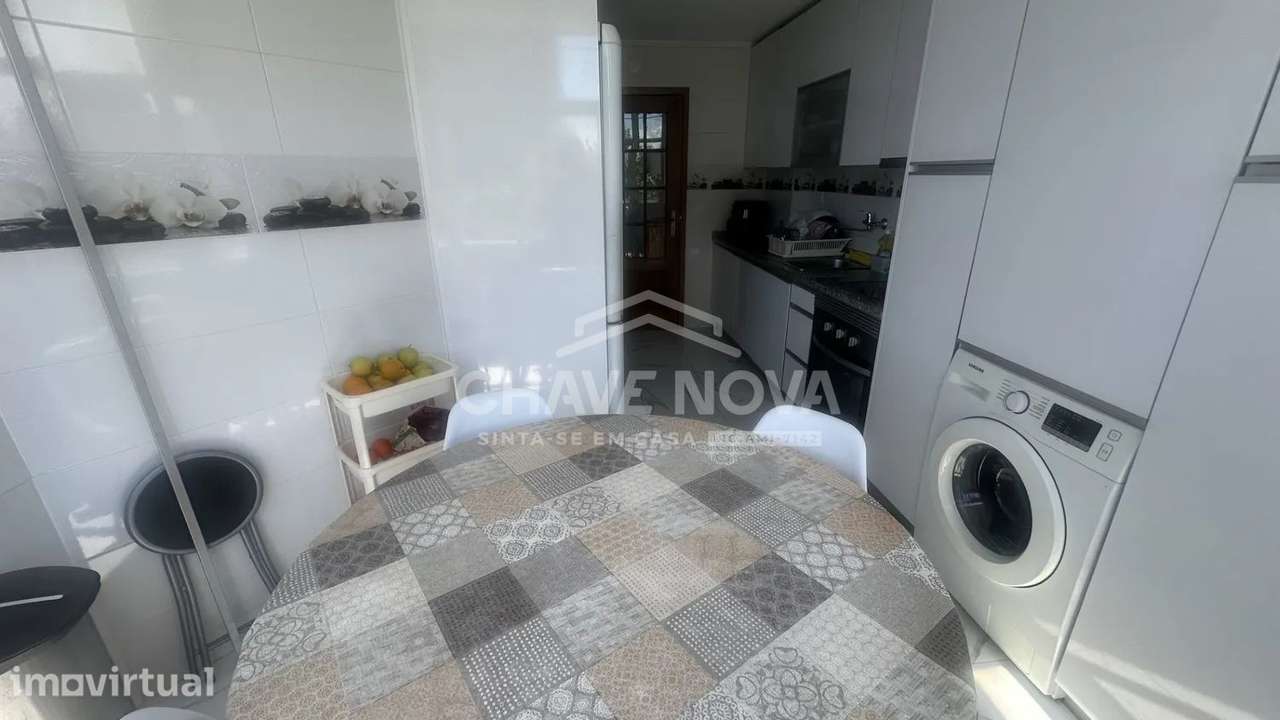 Apartamento T3 situado na zona de Coimbrões-SD/04647/MH - Grande imagem: 5/14
