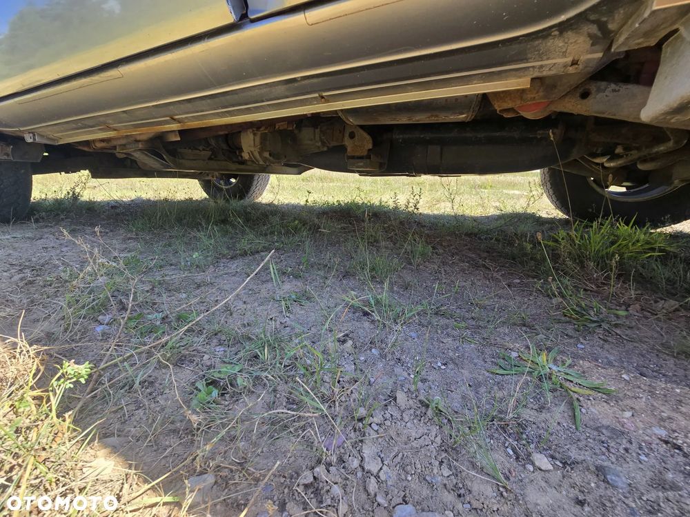 Mitsubishi Montero 3.8 Limited - 34