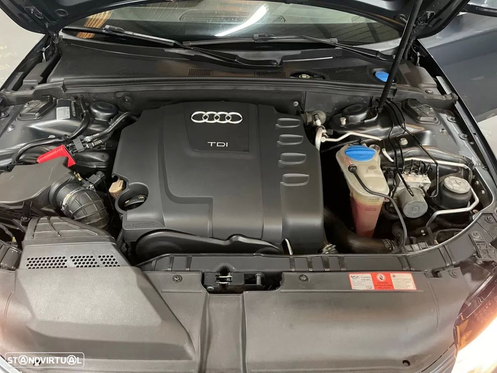 Audi A4 2.0 TDI Business Line Advance - 21