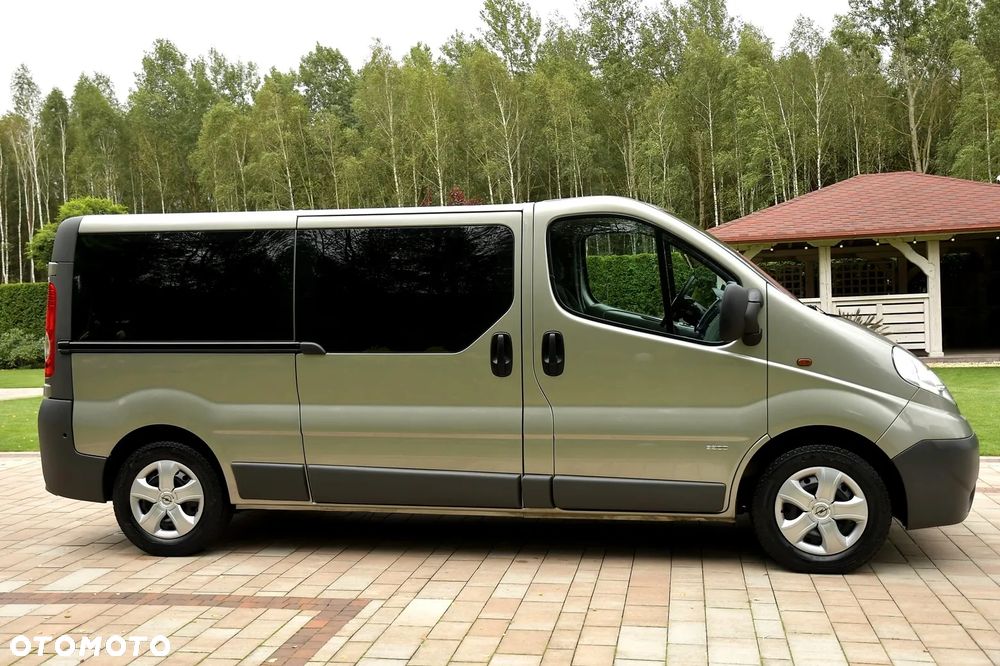 Opel Vivaro - 9