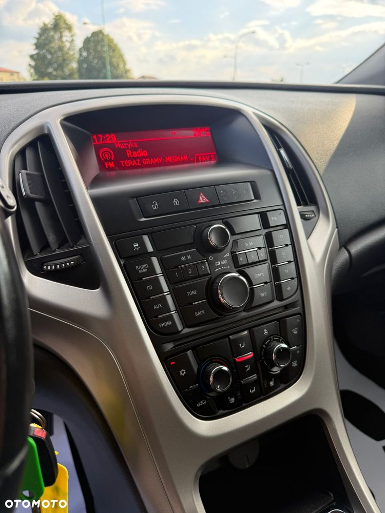 Opel Astra 1.4 Turbo - 10