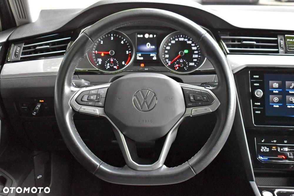 Volkswagen Passat Variant 2.0 TDI EVO Business DSG - 16